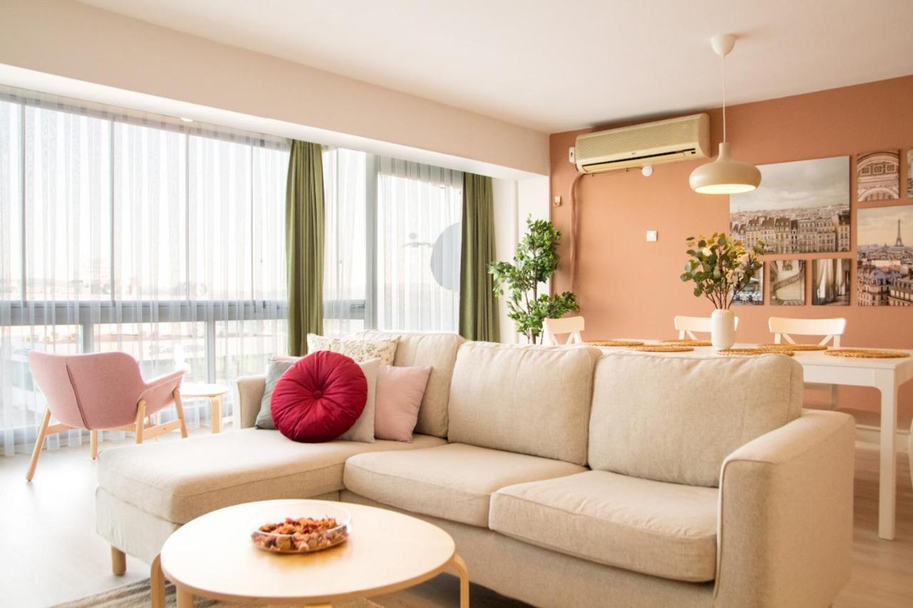 Apartmán Flat With Sea View Near Karsiyaka Coast İzmir Exteriér fotografie