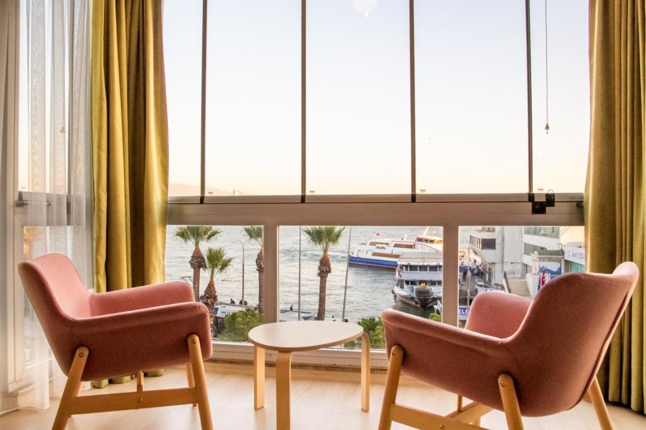 Apartmán Flat With Sea View Near Karsiyaka Coast İzmir Exteriér fotografie
